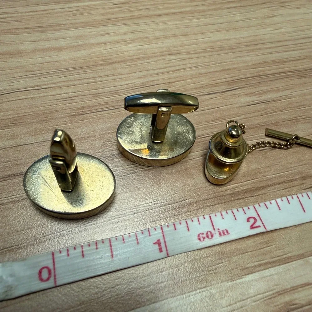 Sarah Coventry Vintage Gold Tone Aurora Borealis Oval Cufflinks Tie Tack Set